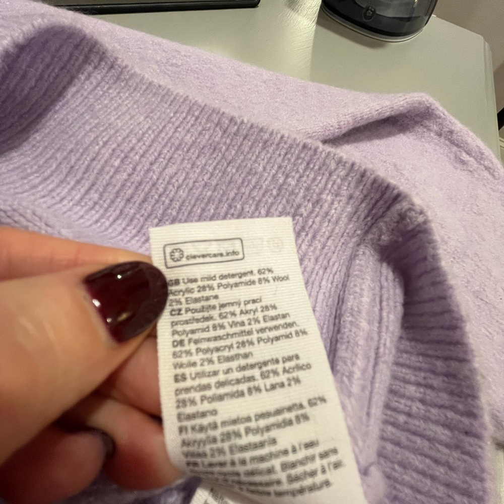 & Other Stories Soft Wool Lilac Turtleneck Sweater- Small - Picture 7 of 7